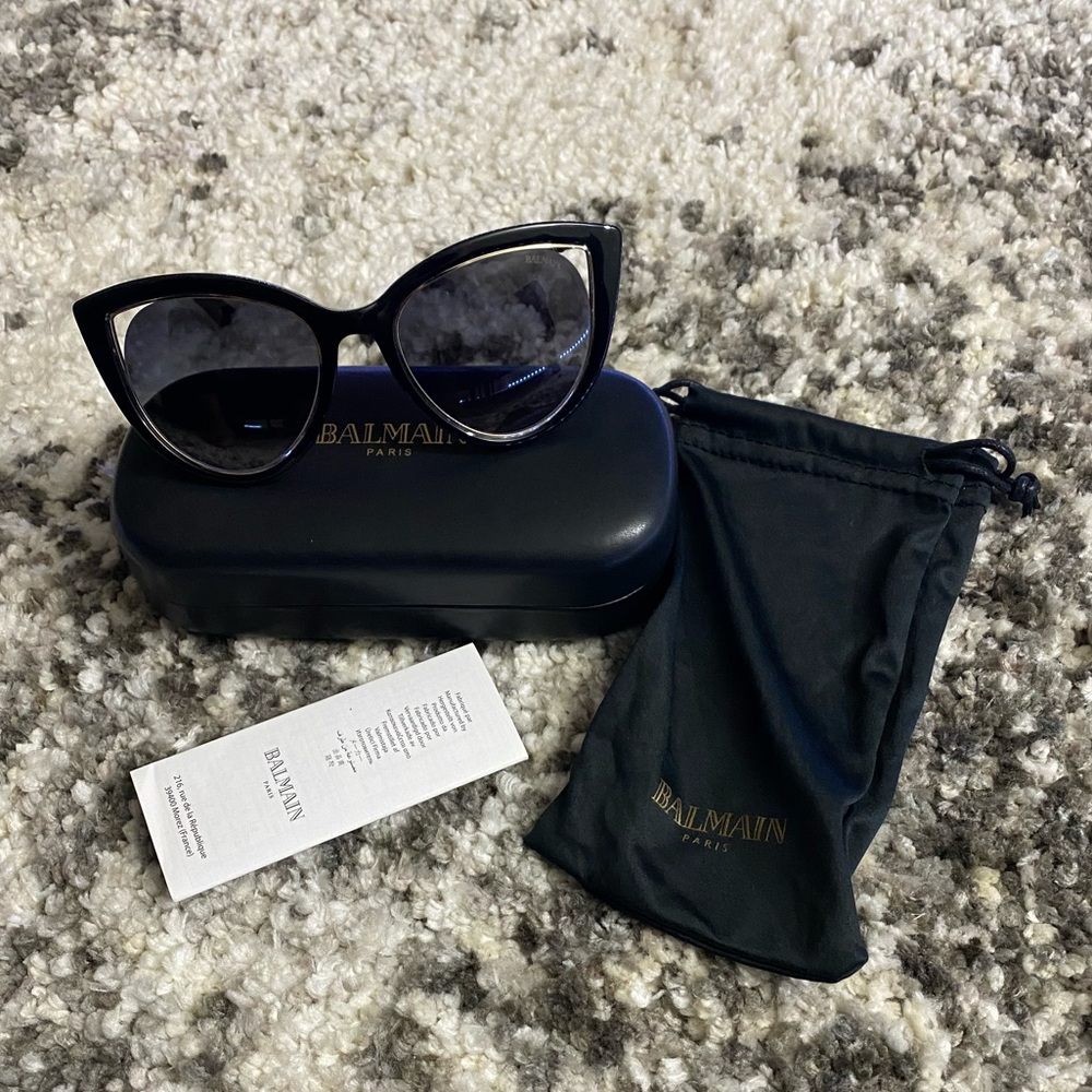 Balmain Paris woman sunglasses